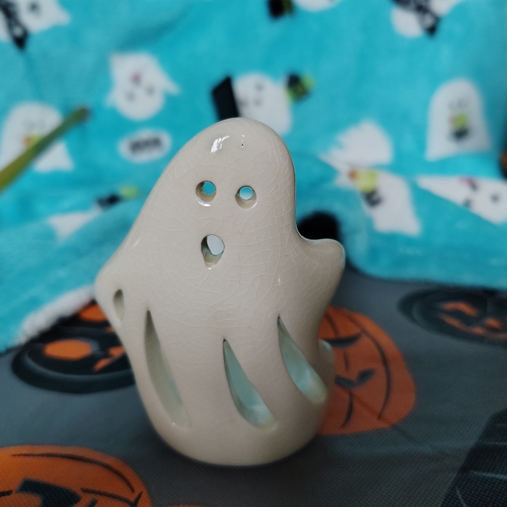 Ghost tea light